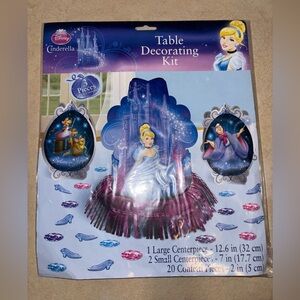 Cinderella Birthday Party Centerpieces and Confetti Table Decorations